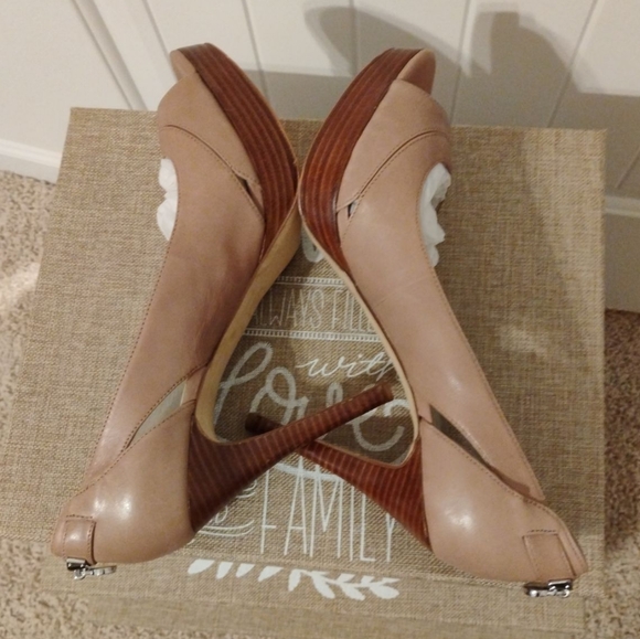 Michael kors Women's Hamilton Open Toe Heels Tan Sz-11M - Picture 4 of 15